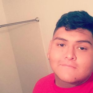 Meet your Posher, Aaron